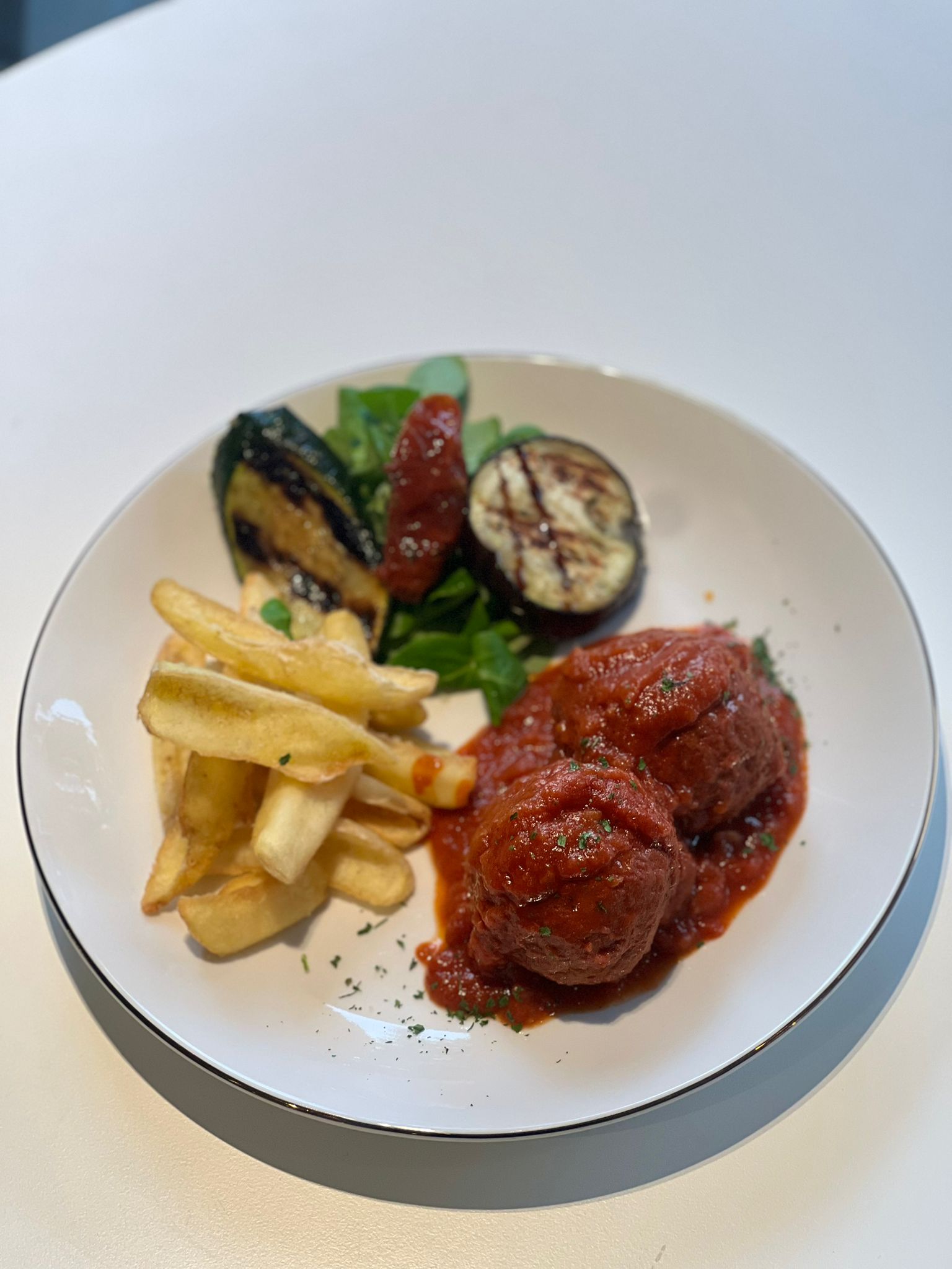 WhatsApp Image 2025-10-10 at 16.16.27 (2)