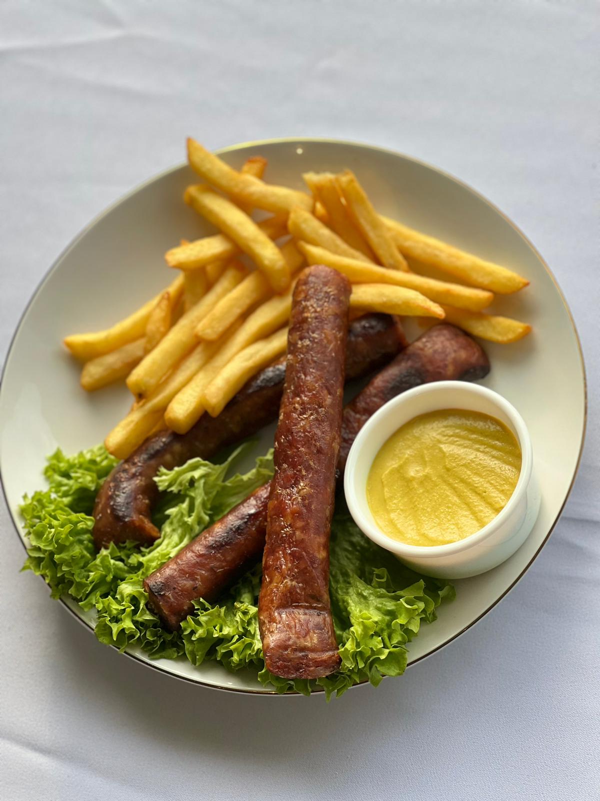 WhatsApp Image 2025-11-12 at 15.37.54 (1)